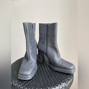Jeffrey Campbell x Anthro Maximal-Lo Leather Boots / Dusty Blue / 8.5